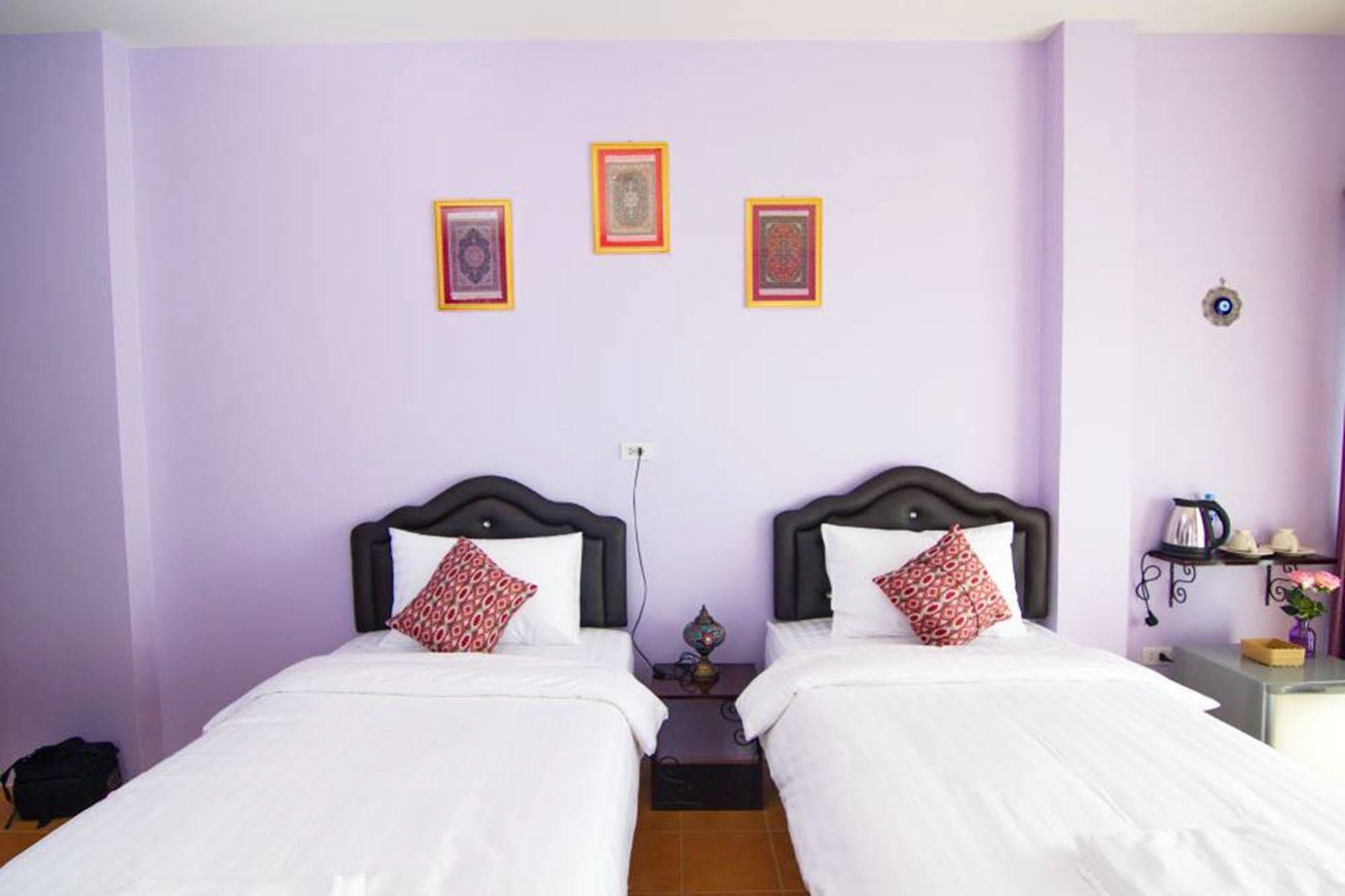 Chowdhury Boutique House Чиангмай Екстериор снимка