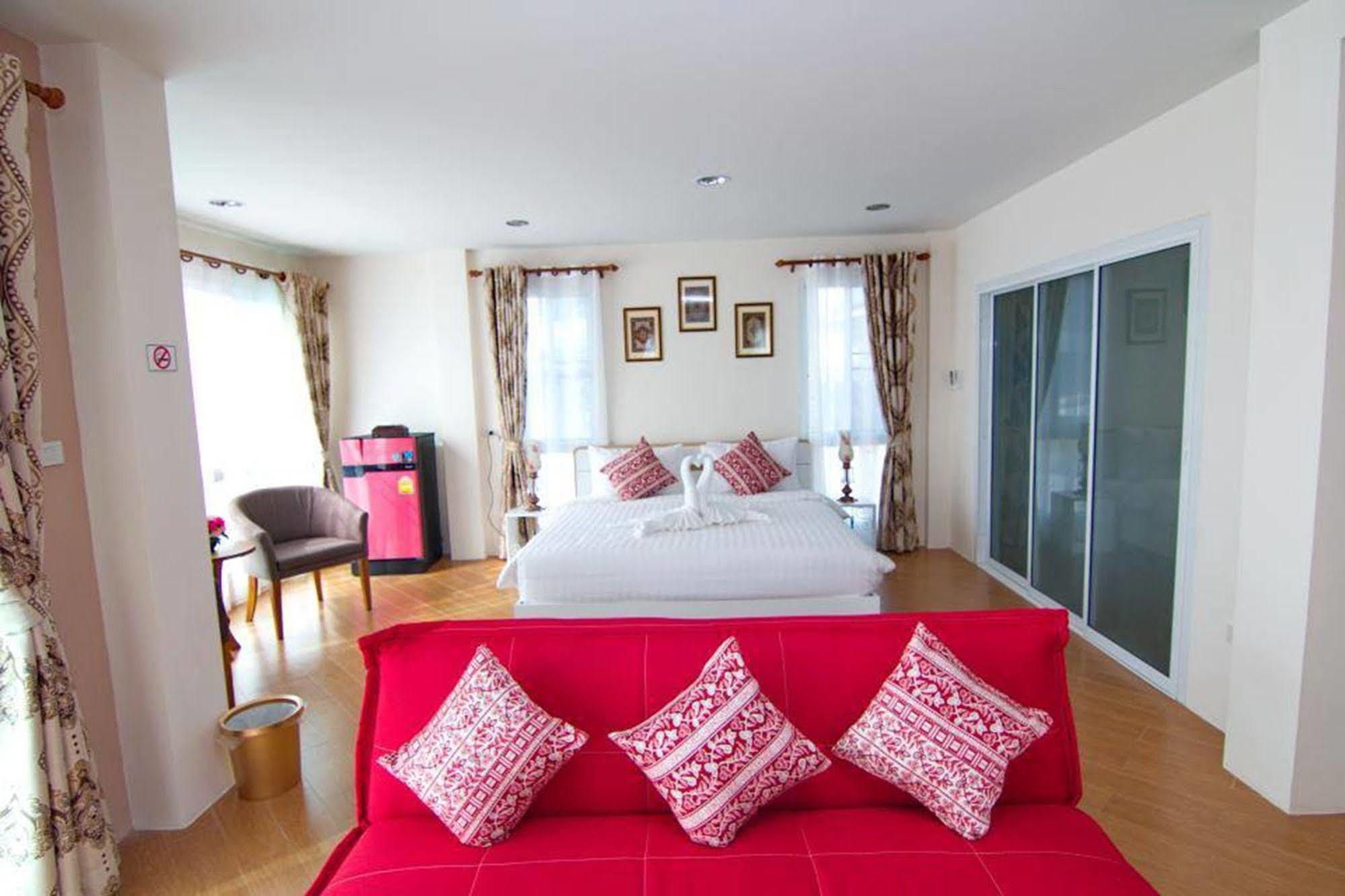 Chowdhury Boutique House Чиангмай Екстериор снимка
