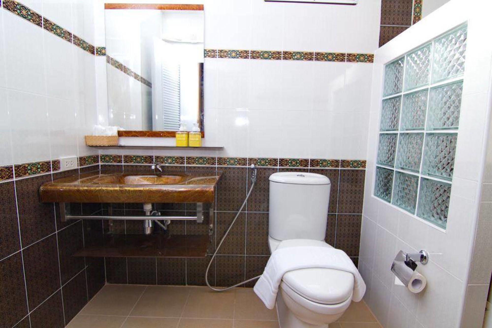 Chowdhury Boutique House Чиангмай Екстериор снимка