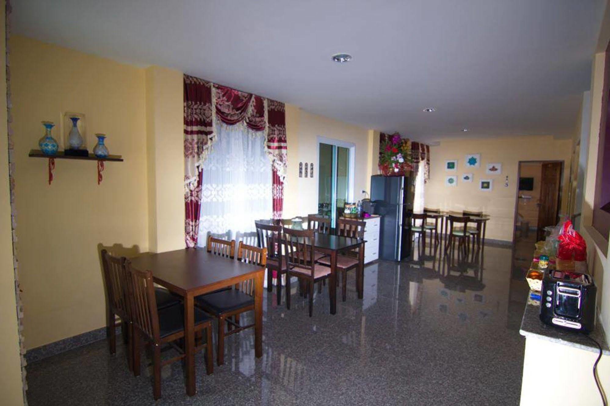 Chowdhury Boutique House Чиангмай Екстериор снимка